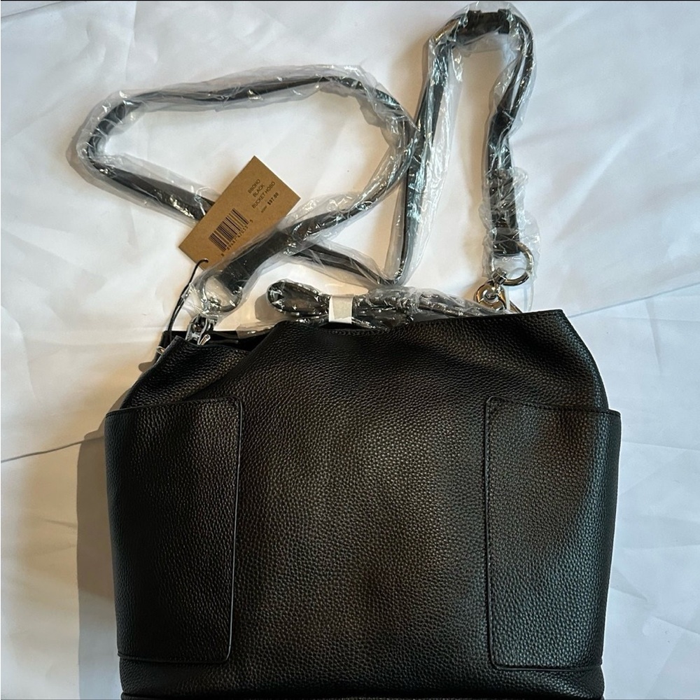 Steve Madden Women's Bsammy Bucket Bag black New with tag